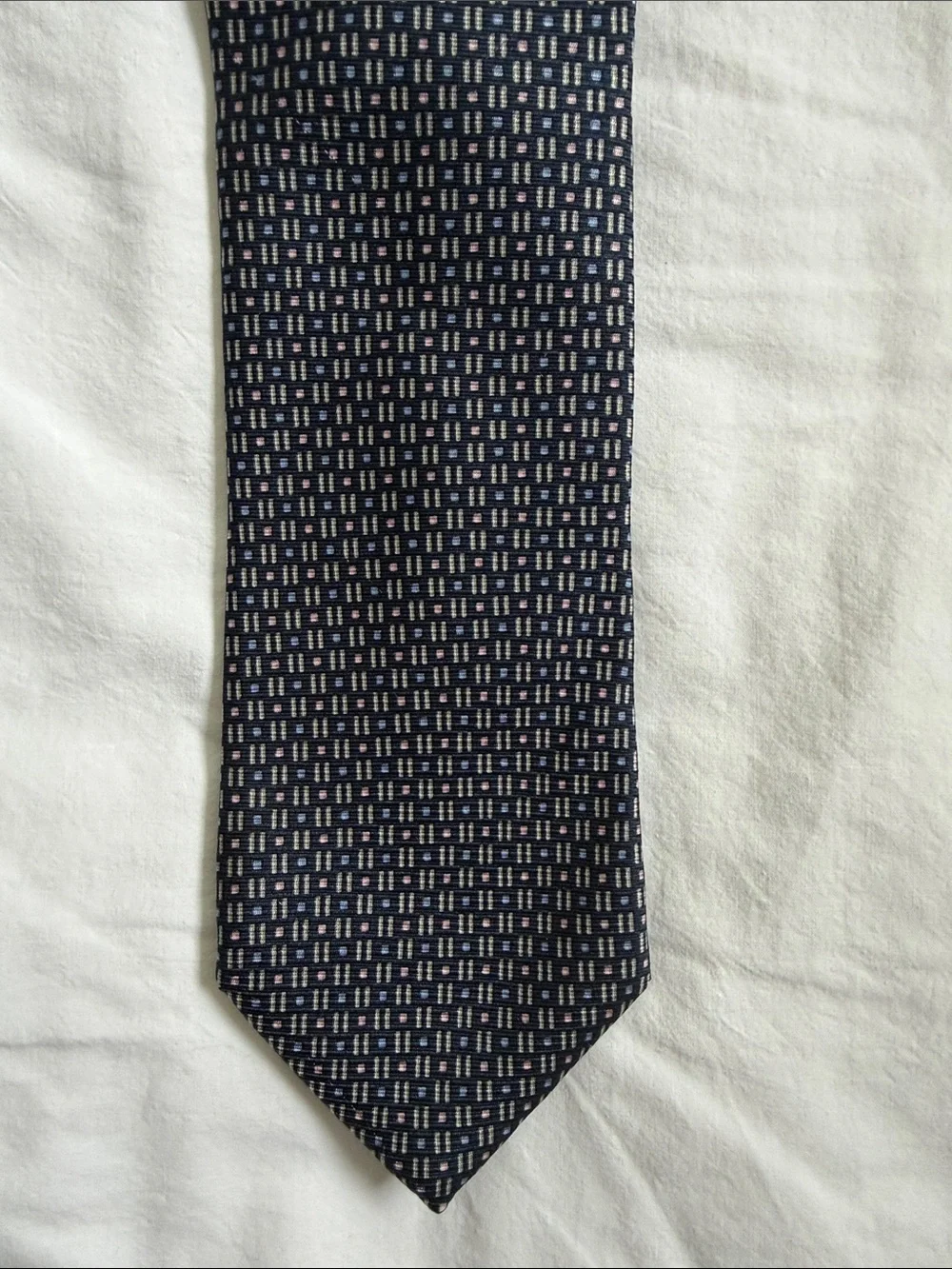 Men's Navy Patterned Silk Tie - Hickey Freeman